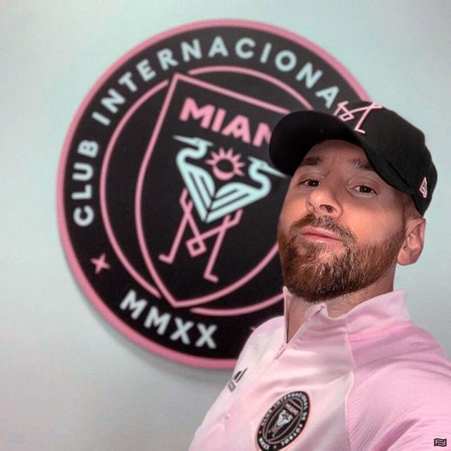 1686185768058087352.jpeg FyC2OIlWwAgzSsw.jpeg